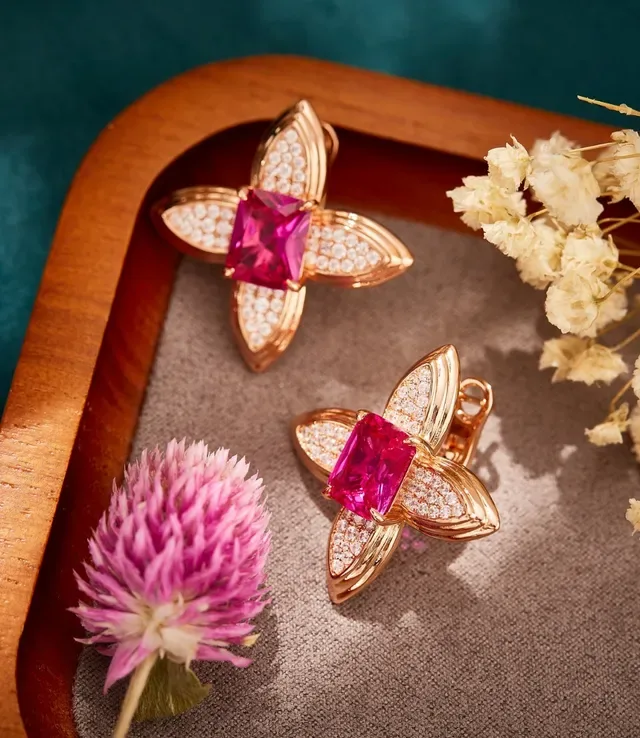 Floral Motif Pink Gemstone Pavé Diamond Earrings 3