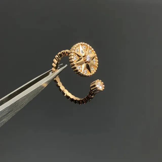 Bagues ouvertes en bande avec motif étoile et cristals pavé en tons doré et argent 2
