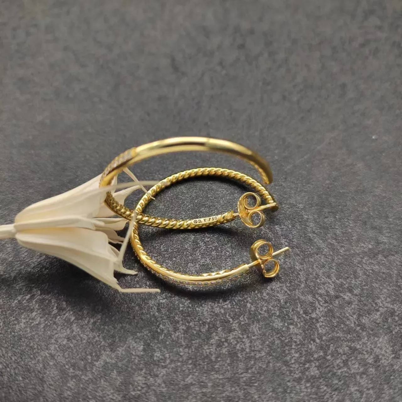 Gold Rope-Textured Open Hoop Earrings 8