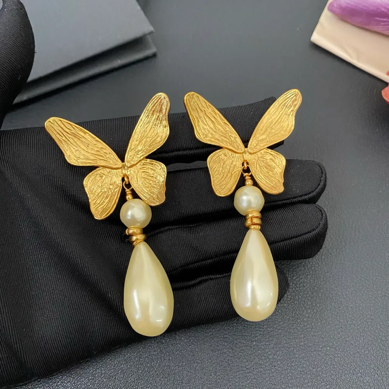 Gold-Tone Butterfly Motif Teardrop Pearl Dangle Earrings 6