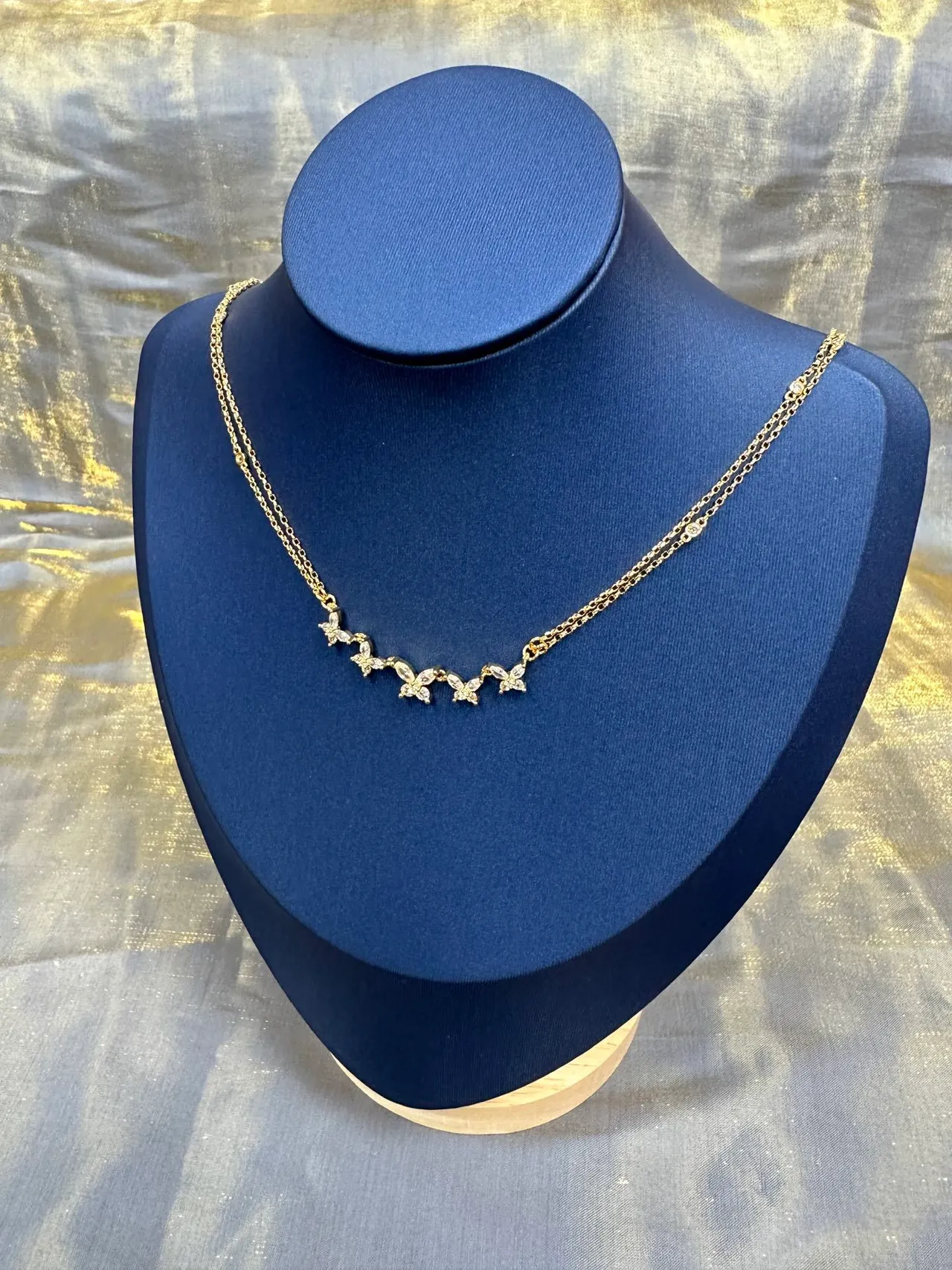 Gold-Tone Crystal Butterfly Motif Necklace 8