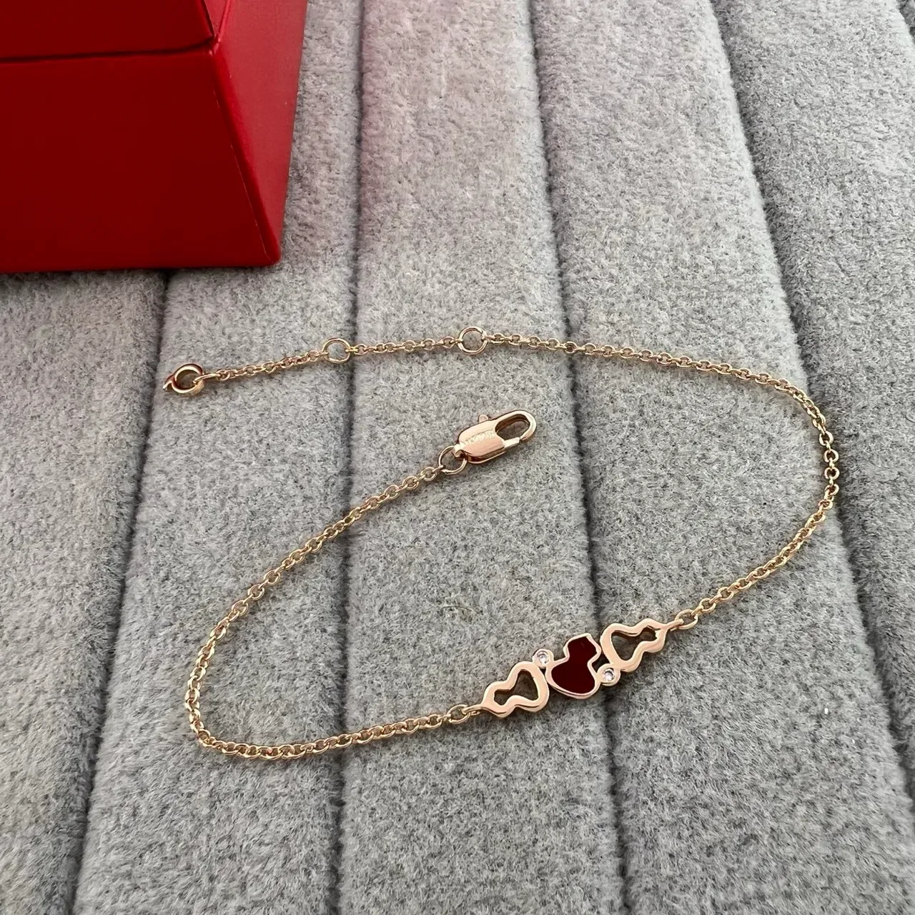 Gold-Tone Double Heart Enamel Motif Necklaces 4