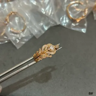 Gold Transparent Feather-Shaped Pavé-Set Crystals Jewelry