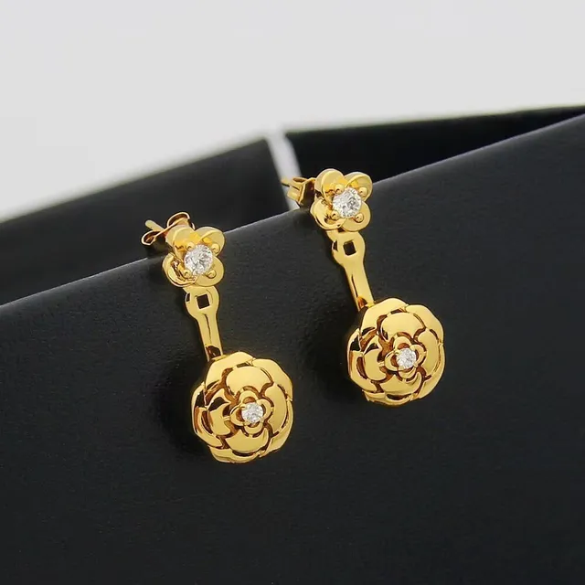 Boucles d'oreilles dorées transparentes motif floral à double niveau 3