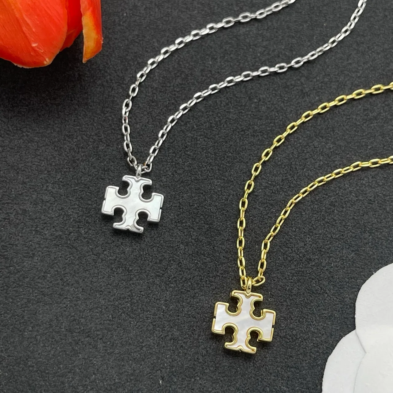 Gold White Link Chain Cross-Shaped Pendant Necklace 3