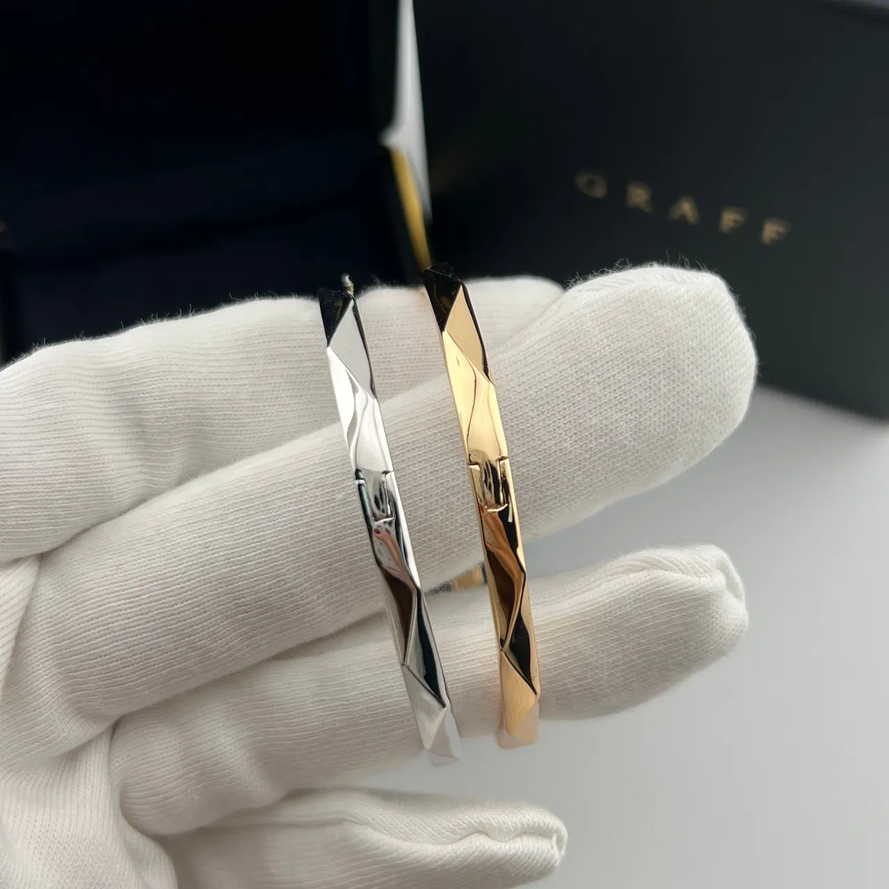 Graff Faceted Geometric Bangle Gold Silver Hinged Bracelet 5