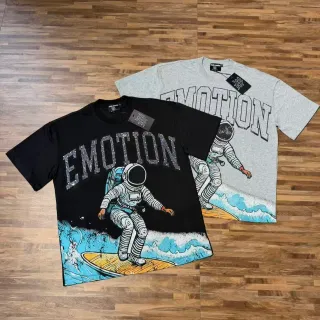宇航员冲浪图案水钻'EMOTION'T恤