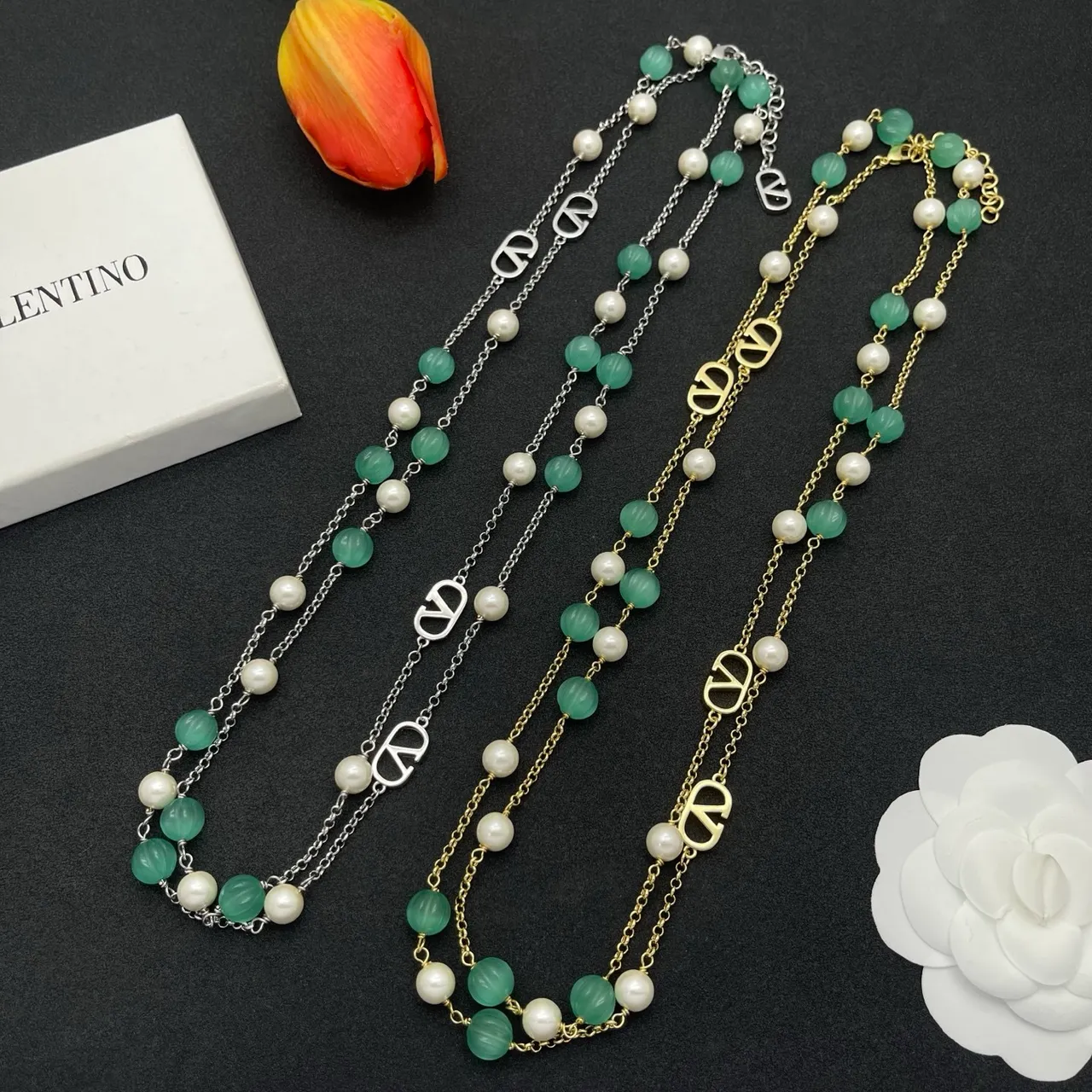 Green White Double-Strand Pearl And Chalcedony Bead Necklace 2