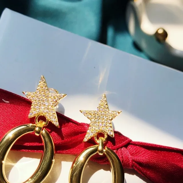 HEFANG Gold-Tone Pavé Star Oval Hoop Earrings 5