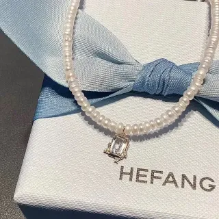HEFANG Collier à Perles en Or Blanc avec Pendentif Rectangulaire en Cristal