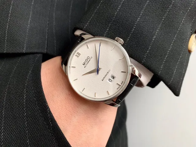Mido Baroncelli गुलाबी सोने का टोन सफेद डायल यांत्रिक घड़ी 5