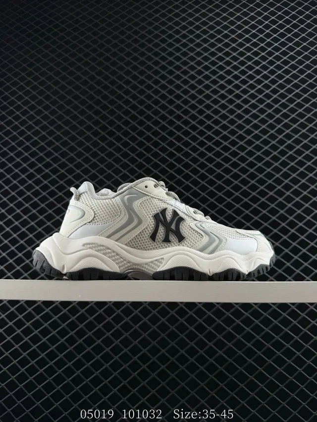 MLB Winner Chunky Tênis Off-White e Black com Logo NY 5