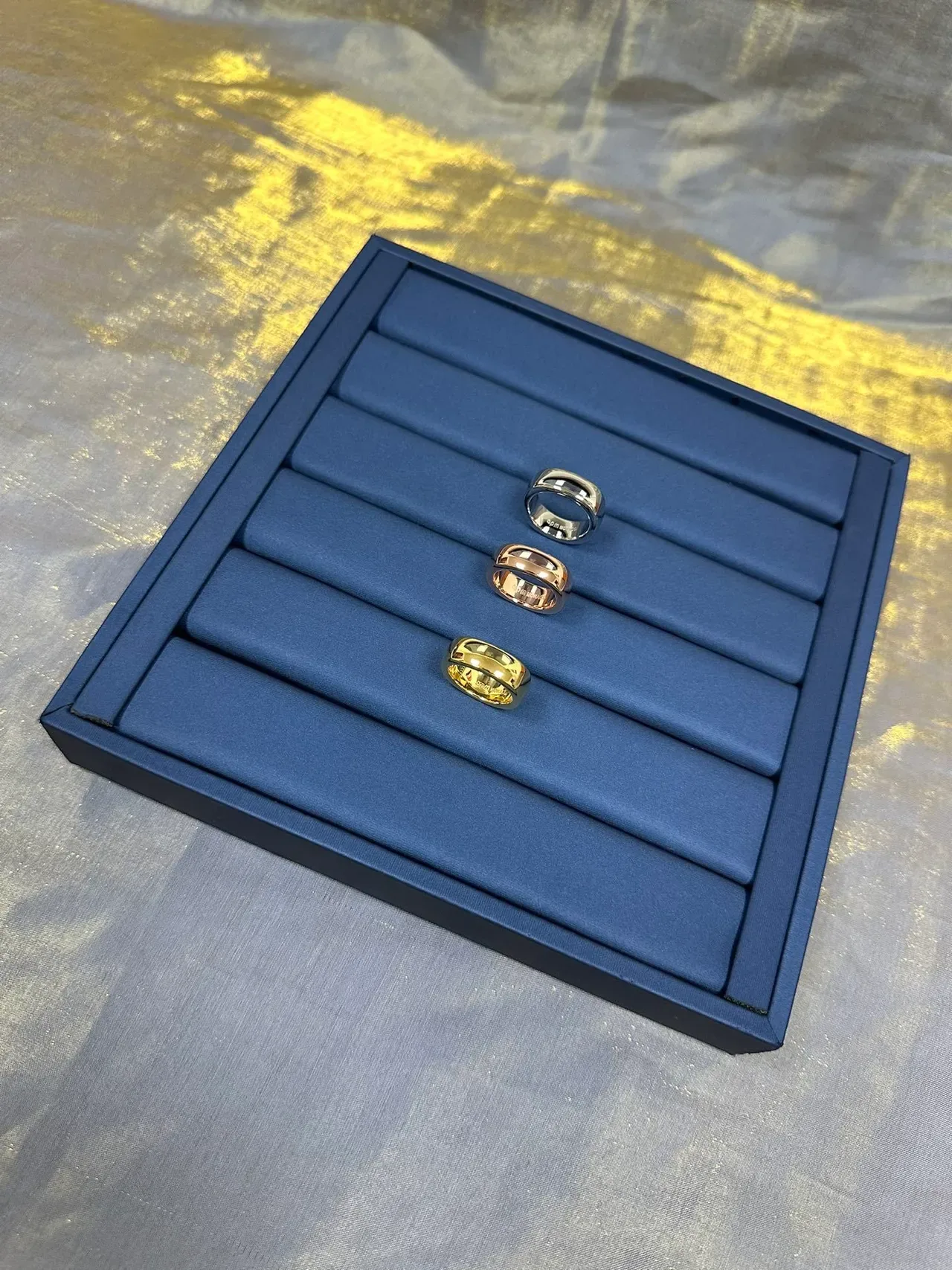 Navy Silver Blue Padded Ridged Slot Design Jewelry 9