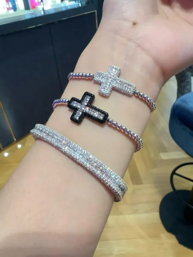 Navy Silver Pavé-Set Cross Pendant Beaded Chain Link Bracelet 5