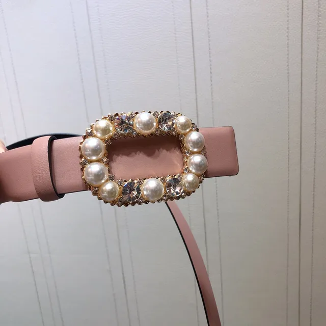 Ceinture de cuir rose ornée de perles et cristaux 2