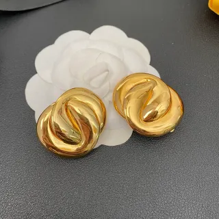 Brincos Stud Nó Torcido Dourado Polido