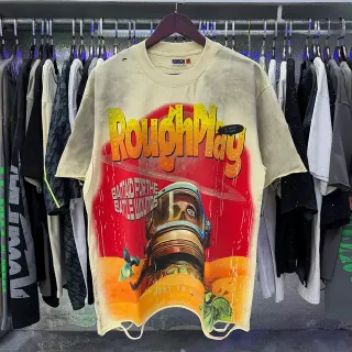 Camiseta oversized Rough Play estampado gráfico desgastado