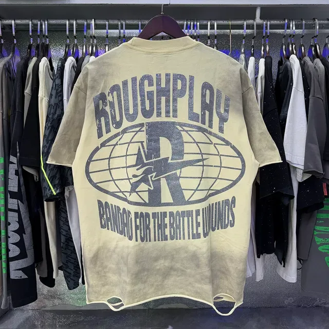 Camiseta oversized Rough Play estampa gráfica desgastada 10