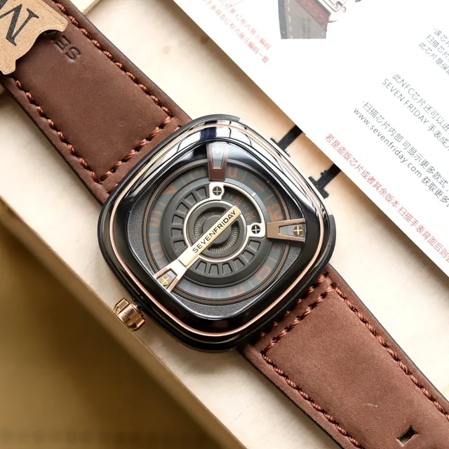 SEVENFRIDAY P-Series حالة مربعة مخددية أسود بني وجه مكشوف متعدد الطبقات ساعة ميكانيكية 14