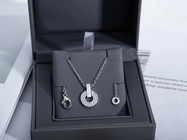 Silver Blue Chain Circular Pavé Pendant Necklace 6