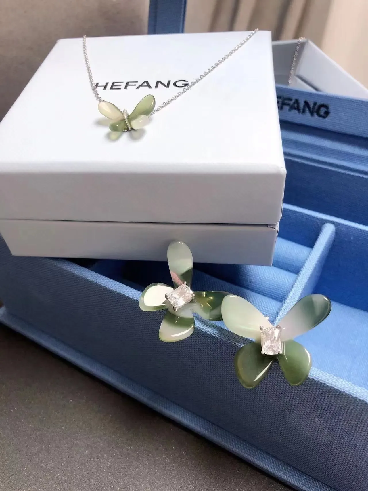 Silver Chain Butterfly Pendant Necklace 4