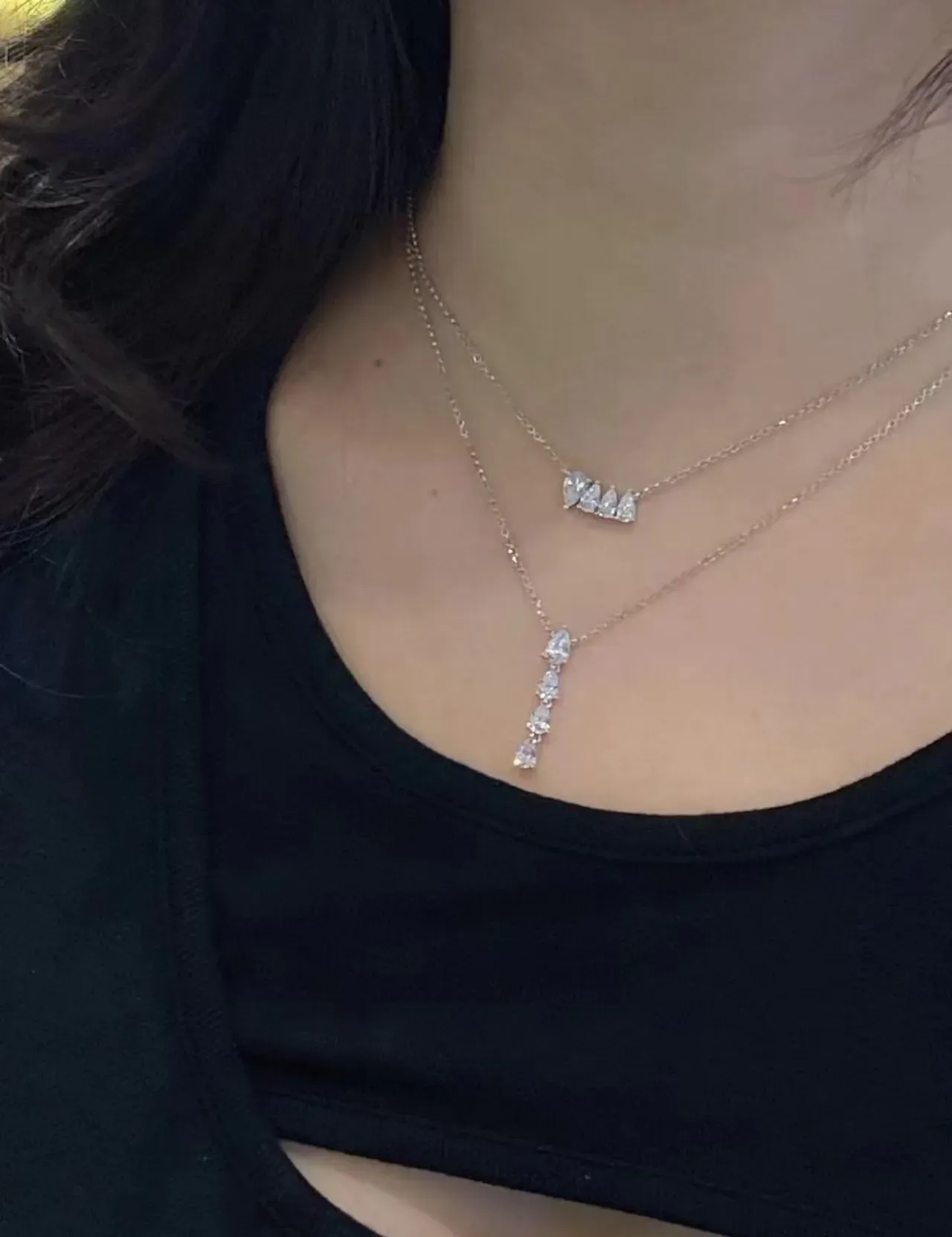 Silver Chain Vertical Four-Stone Teardrop Pendant Necklace 2