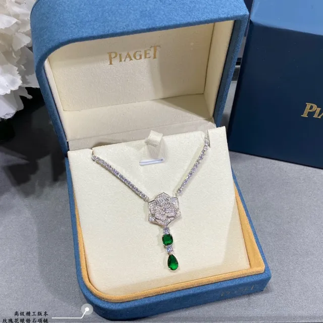 Silver Green Rose-Shaped Pavé Pendant Gemstone Drop Necklace 6