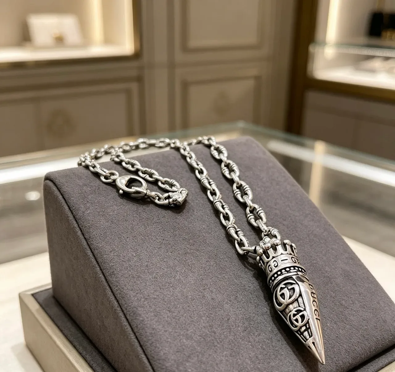 Pendentif Dague Couronne Ornée Argent Chaîne Maillons Texturisés Bijoux 8