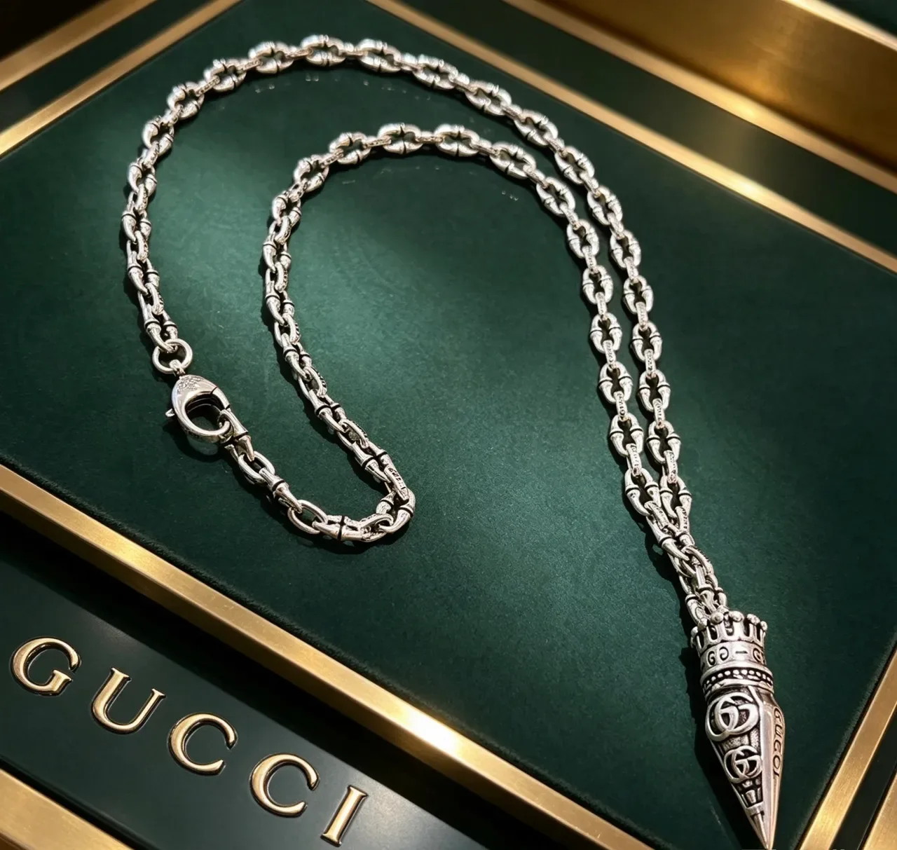 Pendentif Dague Couronne Ornée Argent Chaîne Maillons Texturisés Bijoux 9