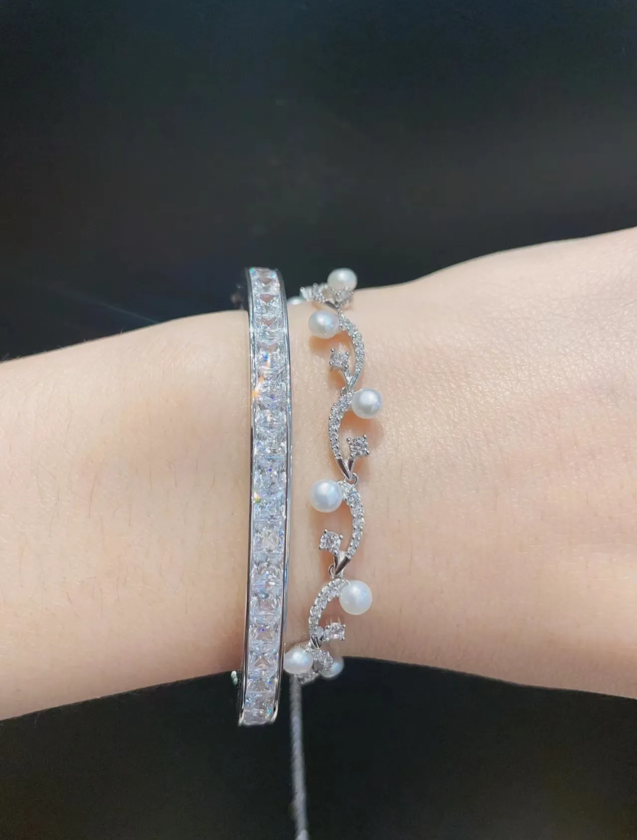 Silver-Tone Star and Pearl Vine Bracelet 9