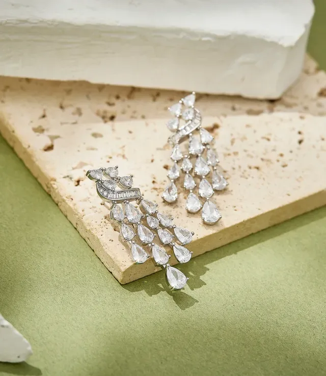 Silver Transparent Pear-Shaped Stone Cascade Baguette-Link Chain Necklace 8