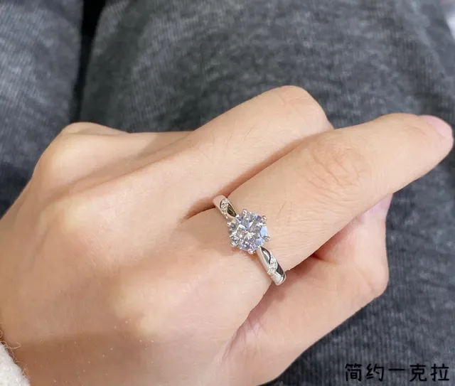 Silver White Solitaire Center Stone Four-Prong Crown Ring 8
