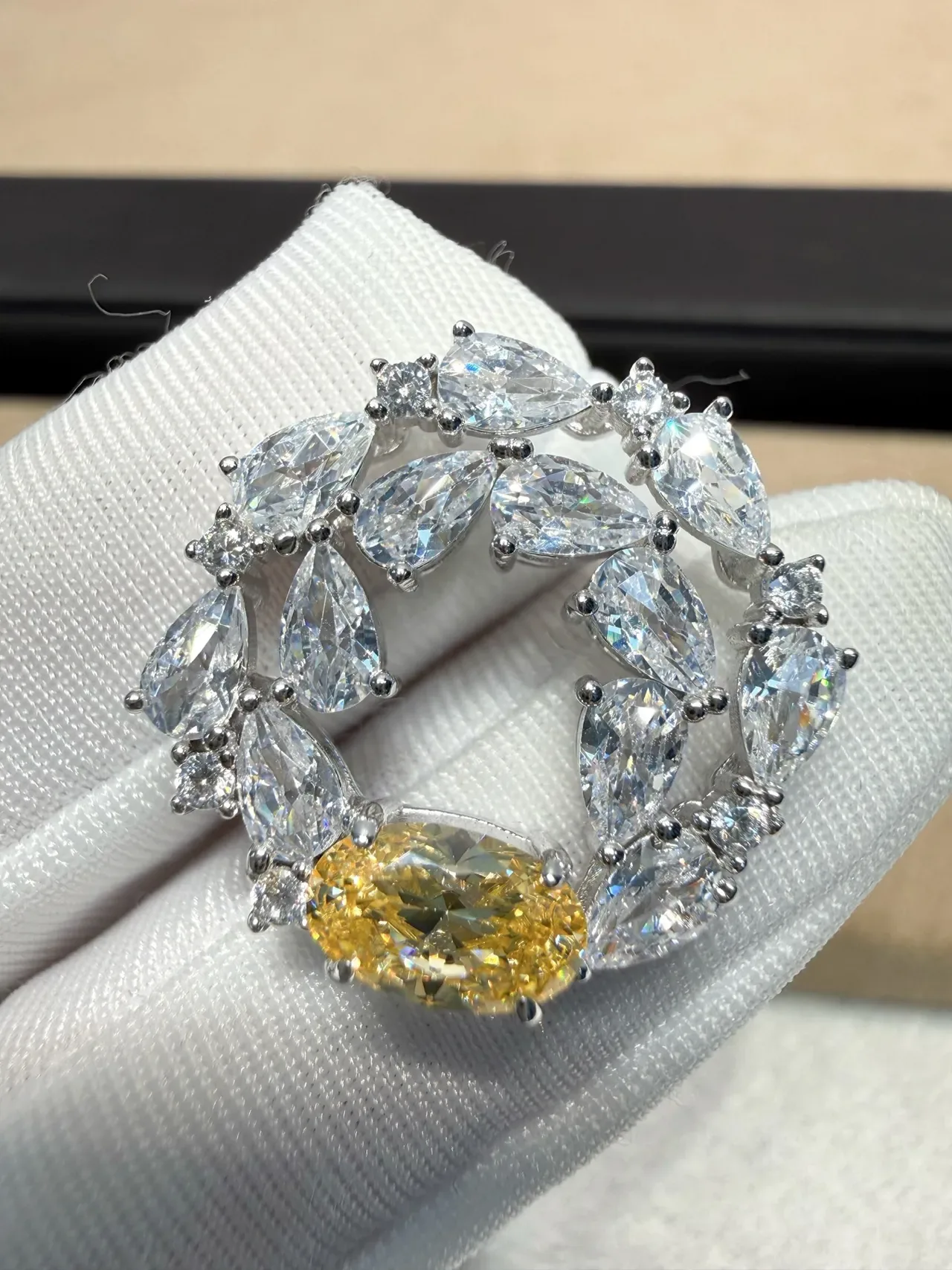 Silver Yellow Circular Wreath Design Marquise-Cut Clear Stones Earrings 8