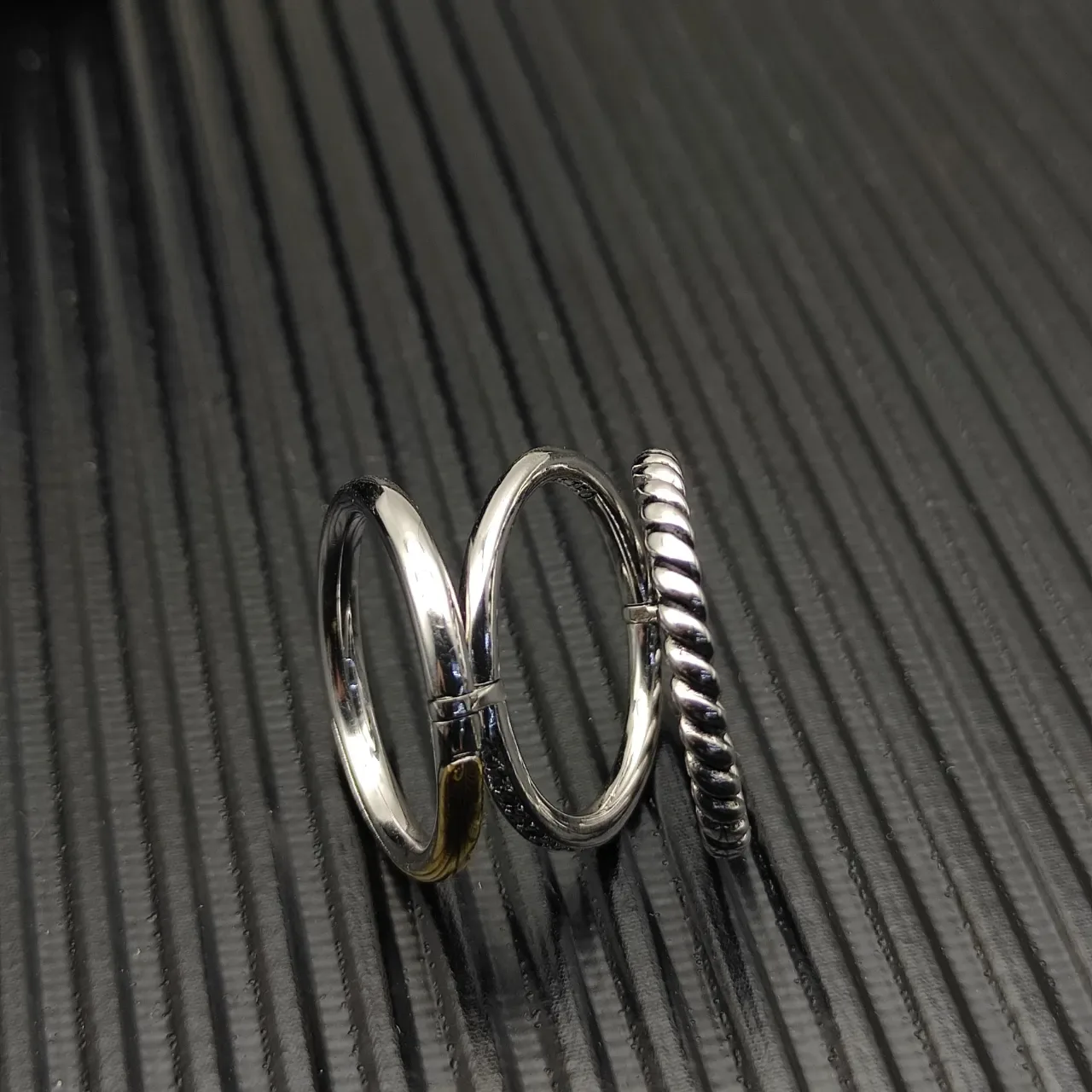 Stacked Twist Rope Pavé Diamond Smooth Gold Rings 4