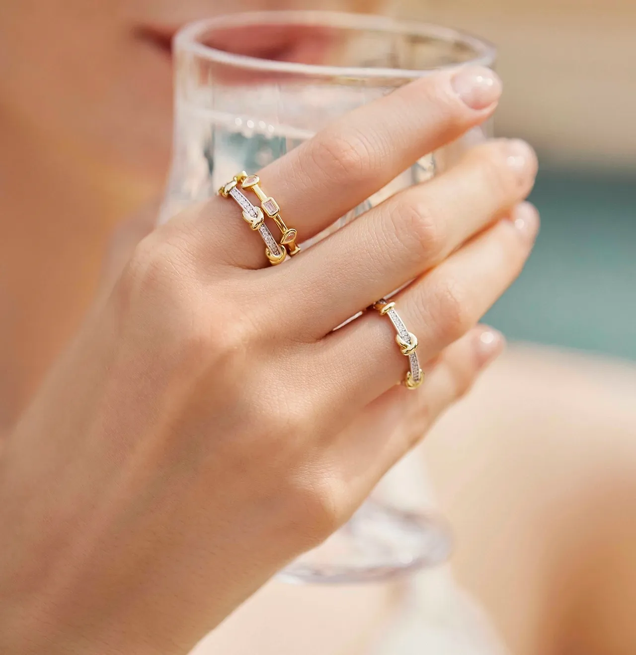 Two-Tone Knot Motif Pavé Ring 3