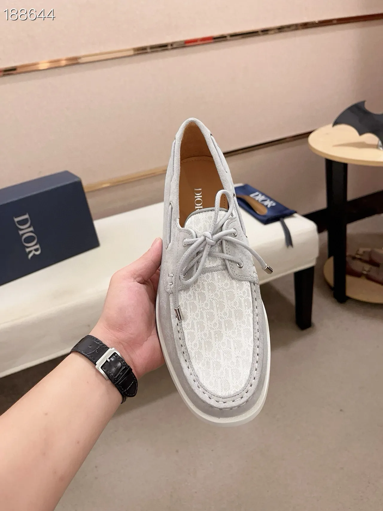 双色麂皮和帆布船鞋 4
