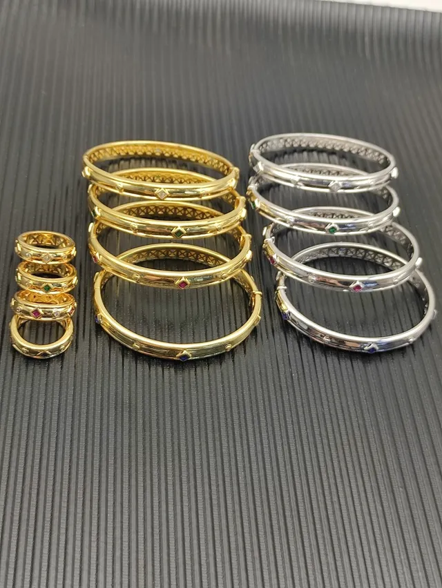 Vid Yurm Gold Red Geometric Lattice Interior Bracelet 2