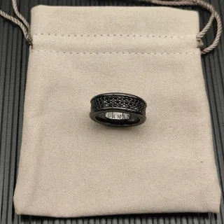 Yurman 宽 Pavé 黑色石戒指