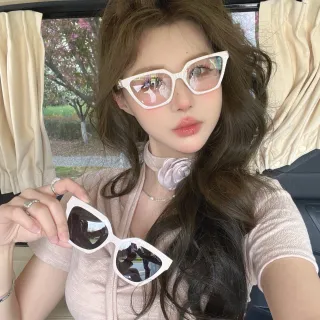 Gentle Monster White Pink Angular Cat-Eye Thick Acetate Frame Sunglasses
