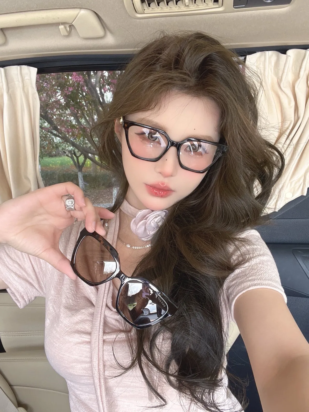 Gentle Monster Gafas de Sol Marco Acetato Angulado Ojo de Gato Grueso Blanco Rosa 8