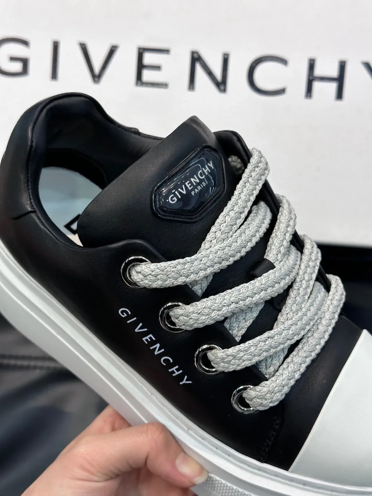 Givenchy Noir Blanc Semelle Plateforme Cuir Supérieur Sneakers Lifestyle 8