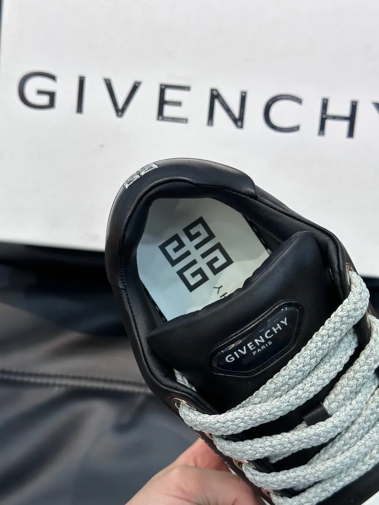 Givenchy Noir Blanc Semelle Plateforme Cuir Supérieur Sneakers Lifestyle 9