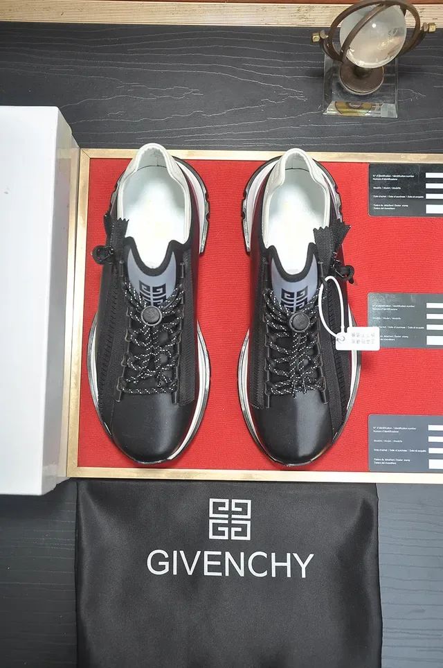 Givenchy City Sport Black and White Lifestyle Sneakers 3