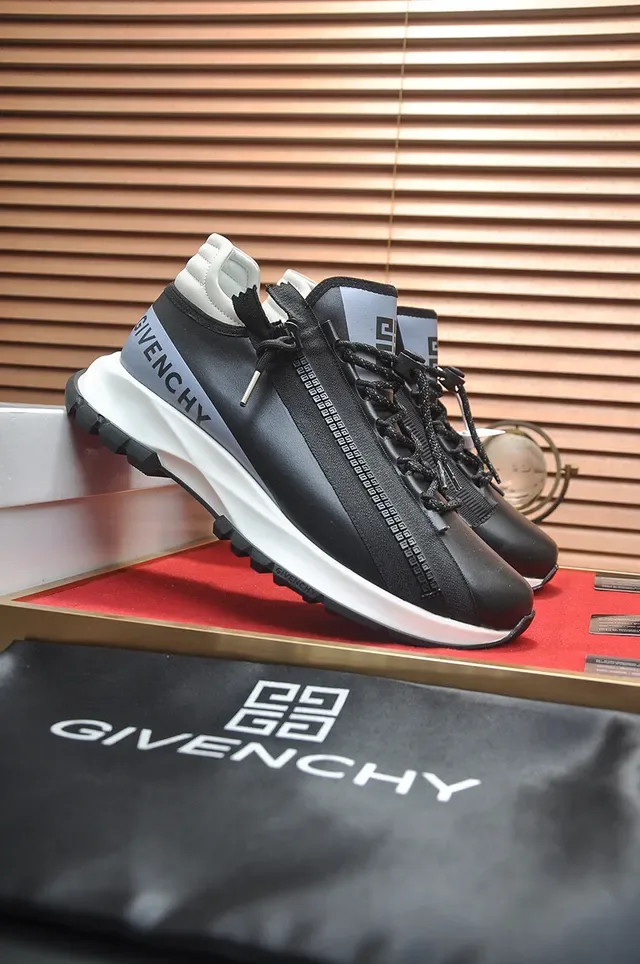 Givenchy City Sport Black and White Lifestyle Sneakers 4