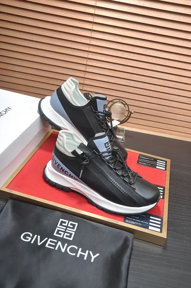Givenchy City Sport Black and White Lifestyle Sneakers 6
