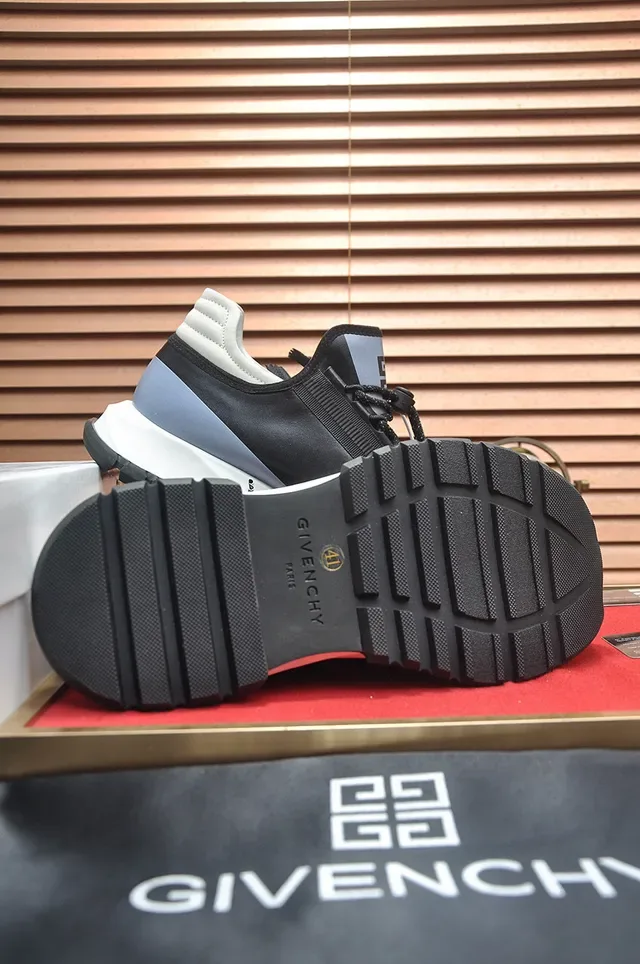 Givenchy City Sport Black and White Lifestyle Sneakers 7