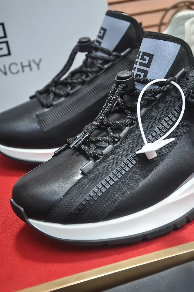 Givenchy City Sport Black and White Lifestyle Sneakers 8