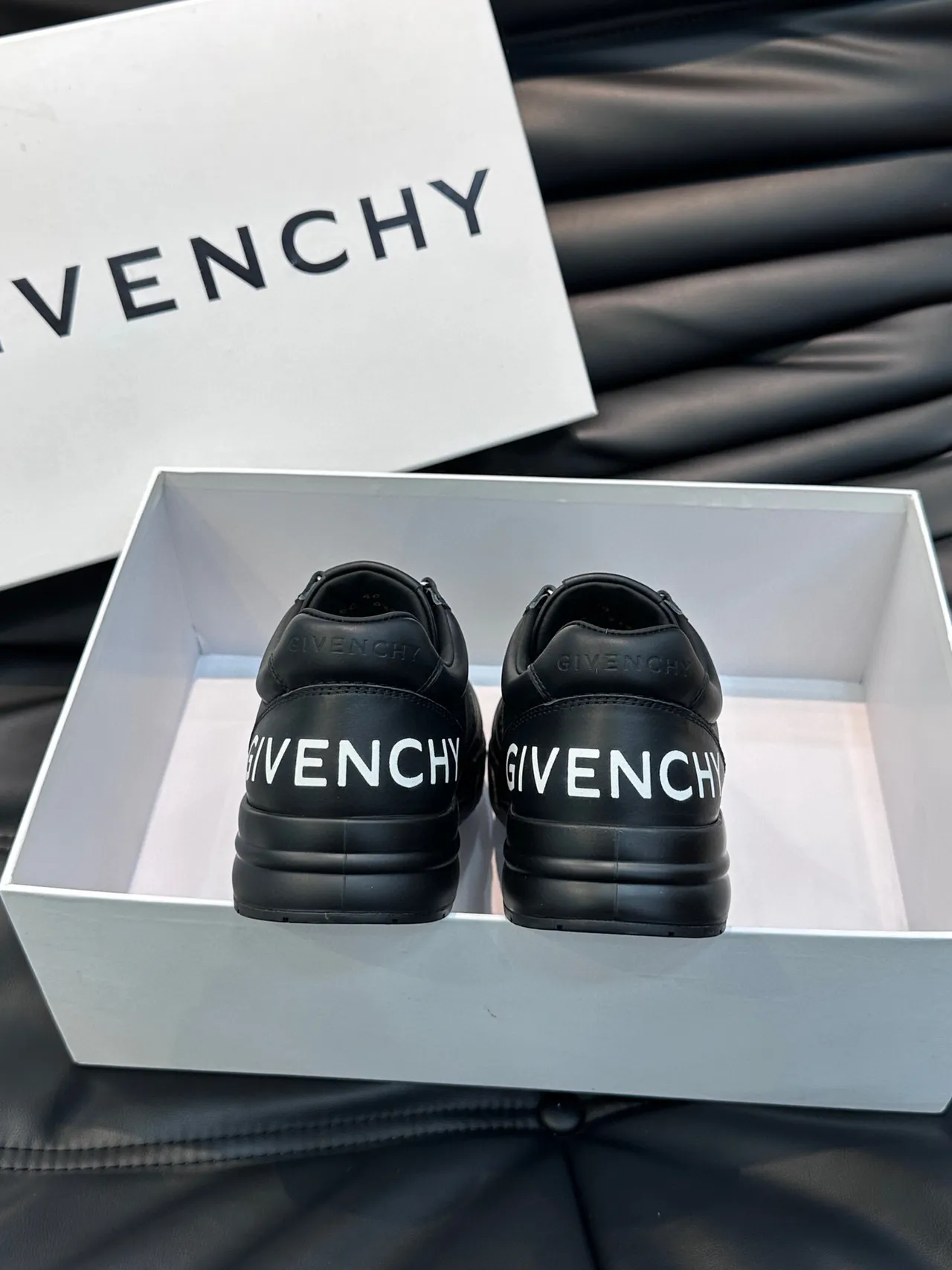 Givenchy City Sport Tênis Lifestyle de Couro Preto 7