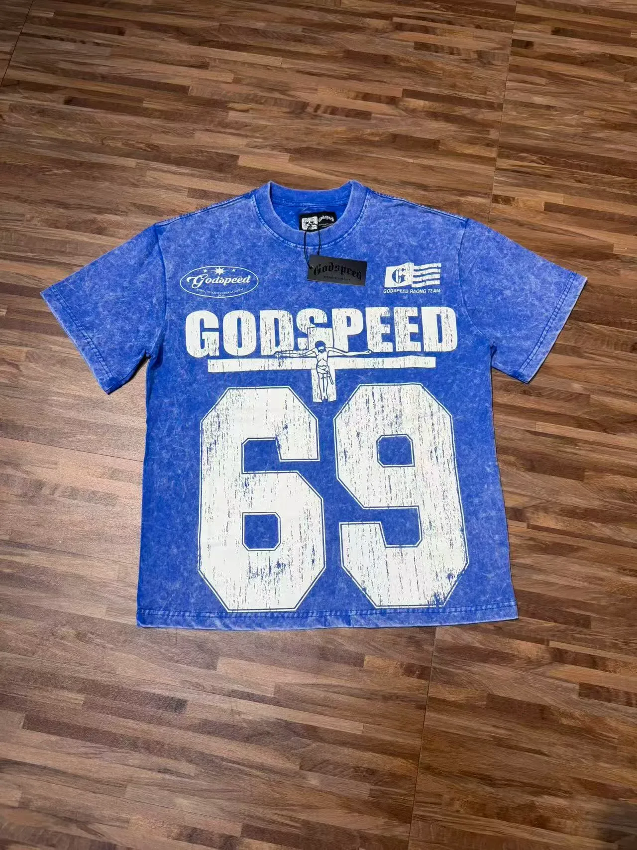 Camiseta Godspeed de equipo de carreras con estampado gráfico y tipografía desgastada 3