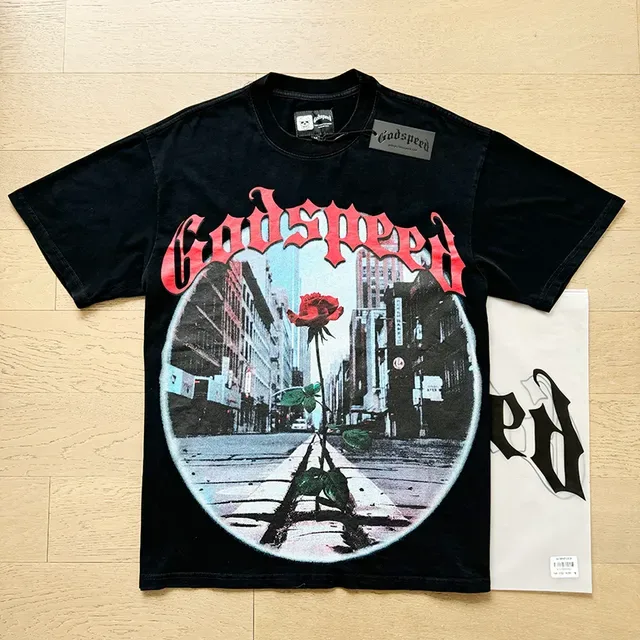 Camiseta oversized con estampado gráfico Godspeed 6
